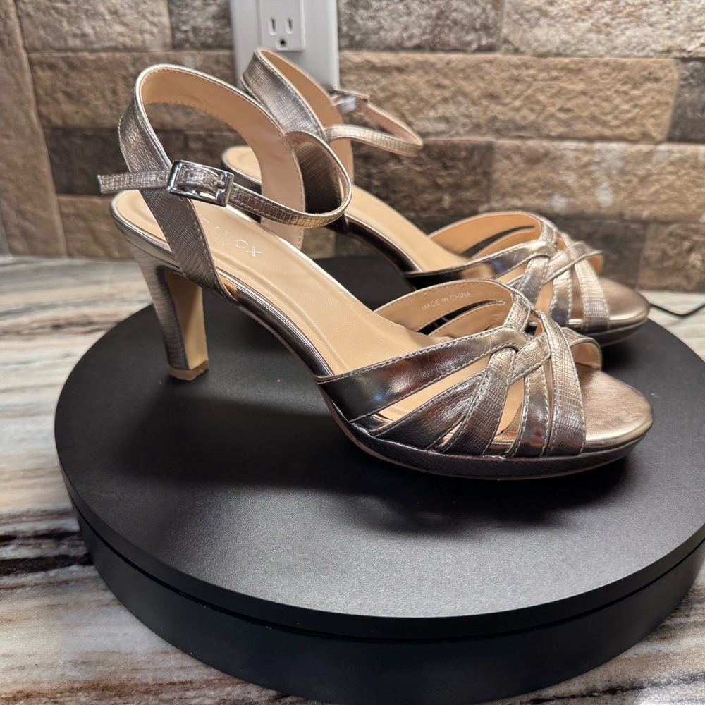 Paradox London Elanor Platform strappy heel Women’s Shoe Size 8.5